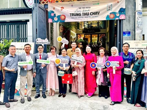 Hội Hữu nghị Việt Nam - Đông Nam Á: Họp mặt ASEAN “Tròn đầy niềm vui - trọn tình hữu nghị"